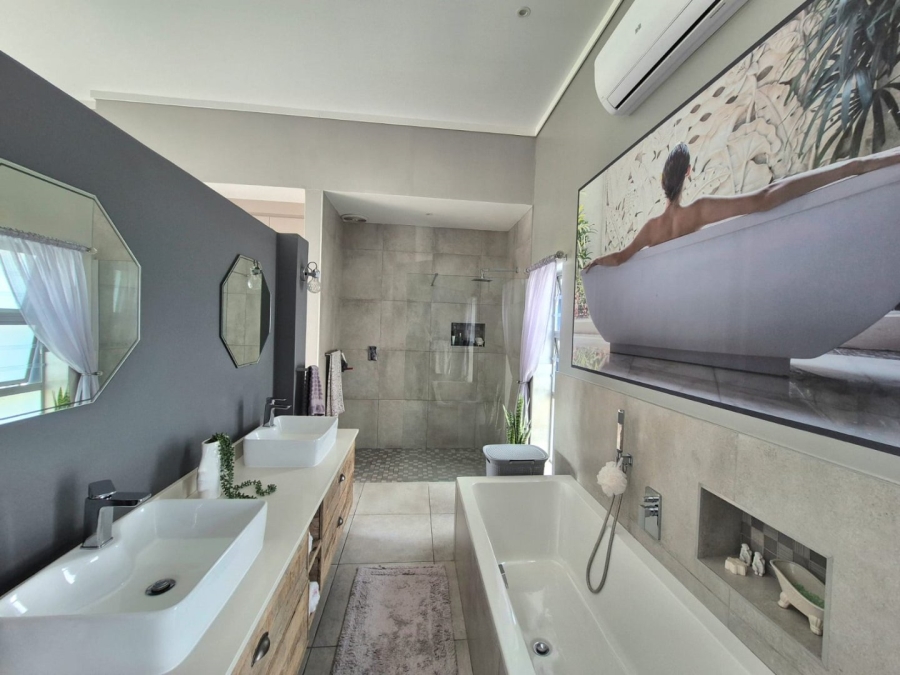 3 Bedroom Property for Sale in Blue Mountain Village Western Cape
